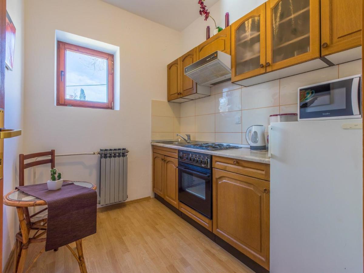 Apartment Roni Цриквениця Екстер'єр фото